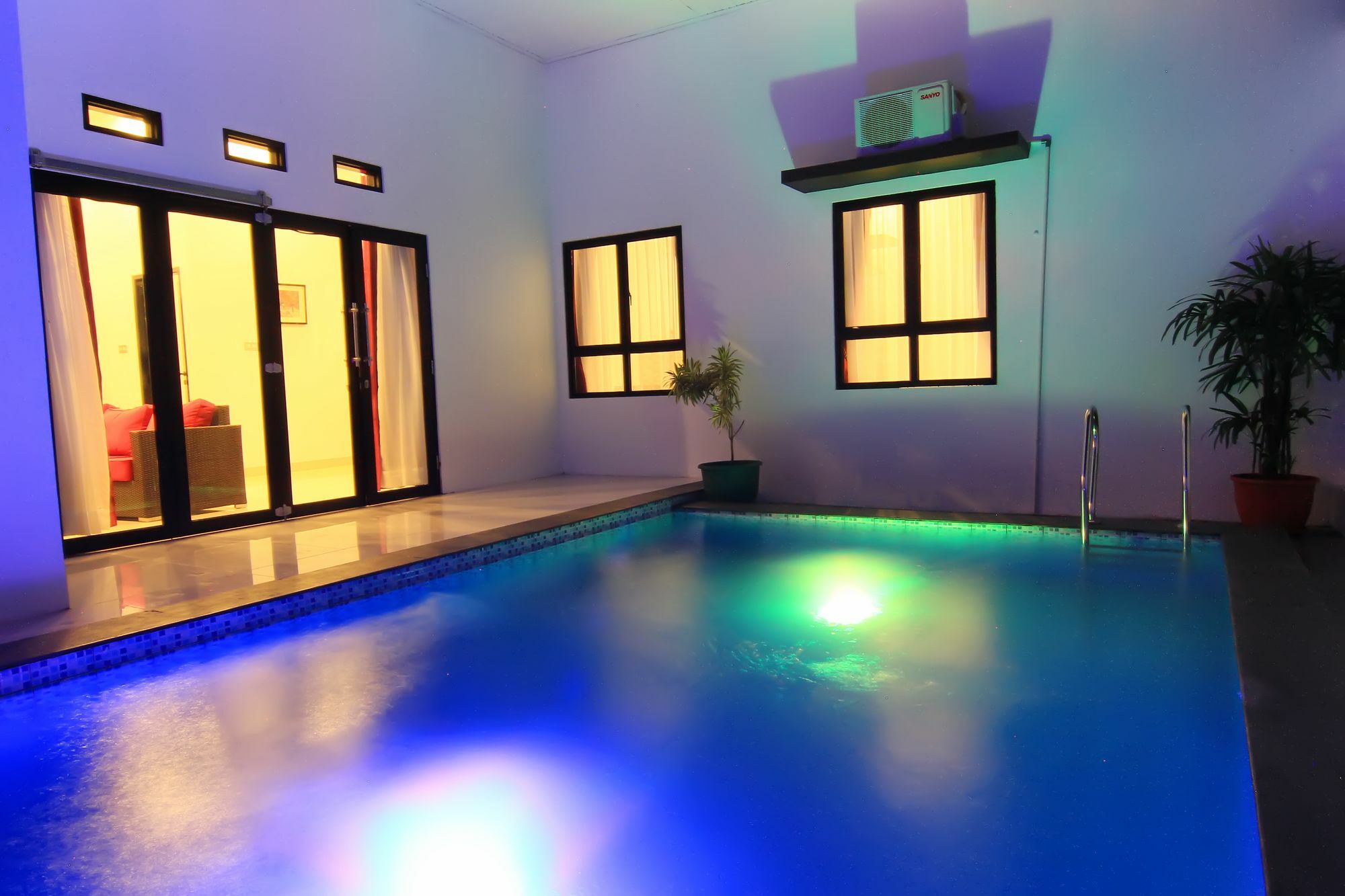 The Baliview Luxury Villas & Resto Pekanbaru Exterior photo